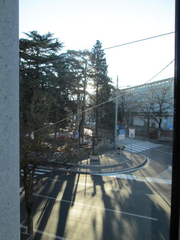 Hotel Valeria ヴィッラ・オピチーナ エクステリア 写真
