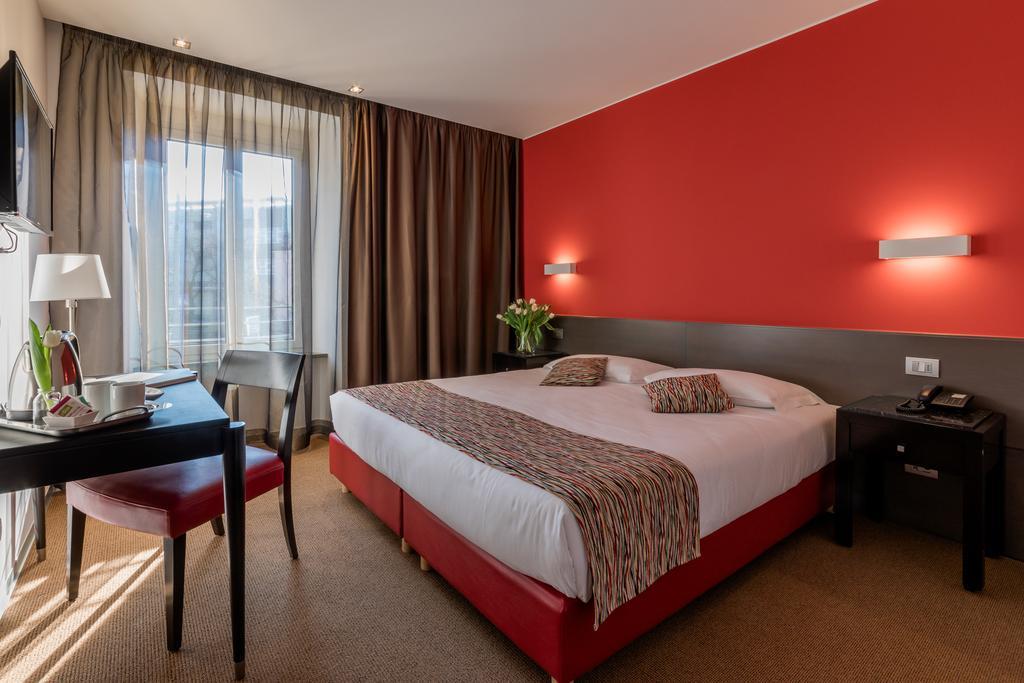 Hotel Valeria ヴィッラ・オピチーナ エクステリア 写真