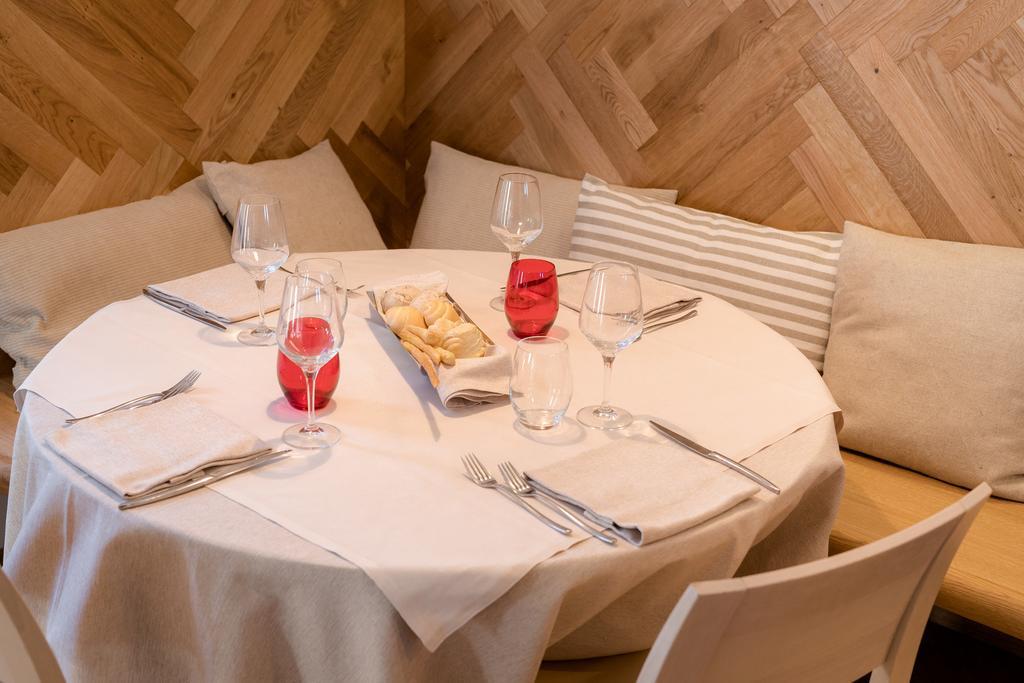 Hotel Valeria ヴィッラ・オピチーナ エクステリア 写真