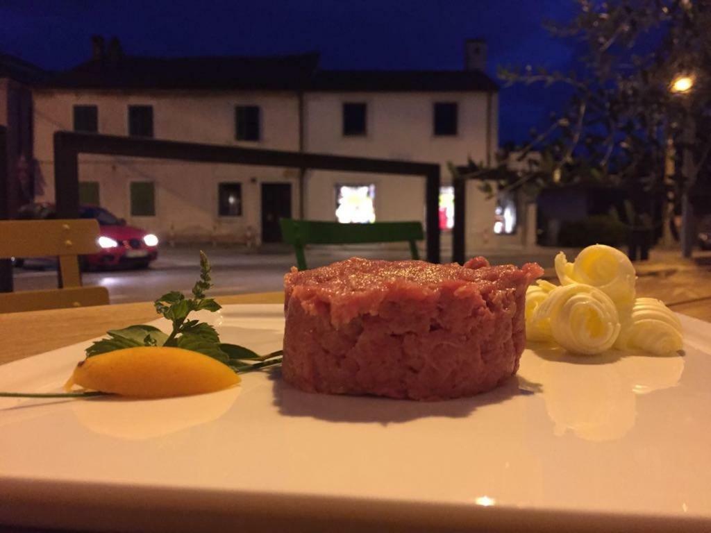 Hotel Valeria ヴィッラ・オピチーナ エクステリア 写真